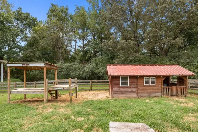 180 Old Garners Creek Rd, Dickson, TN 37055, Dickson, Tennessee, United States. - Photo 45