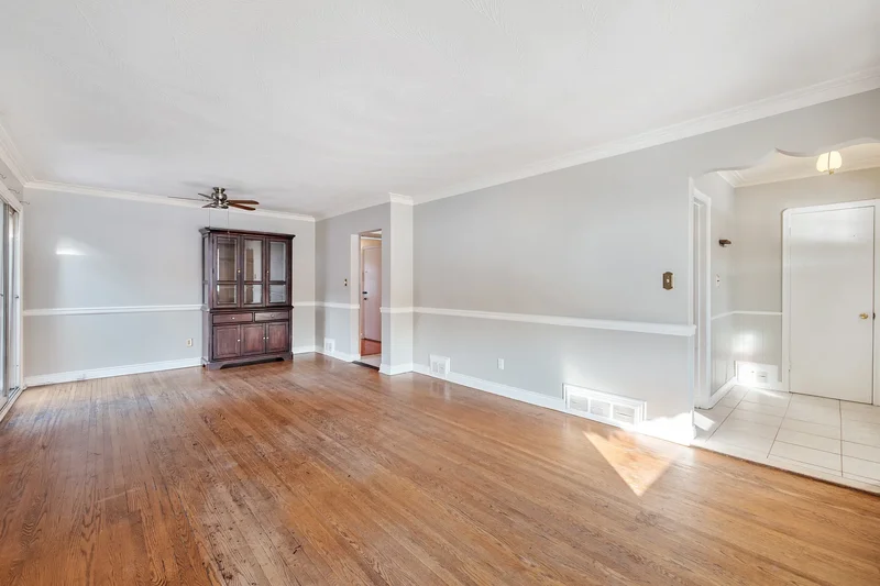 4 Riverlea Dr, Toronto, ON M9P 2H1, Toronto, Ontario, Canada. - Photo 25