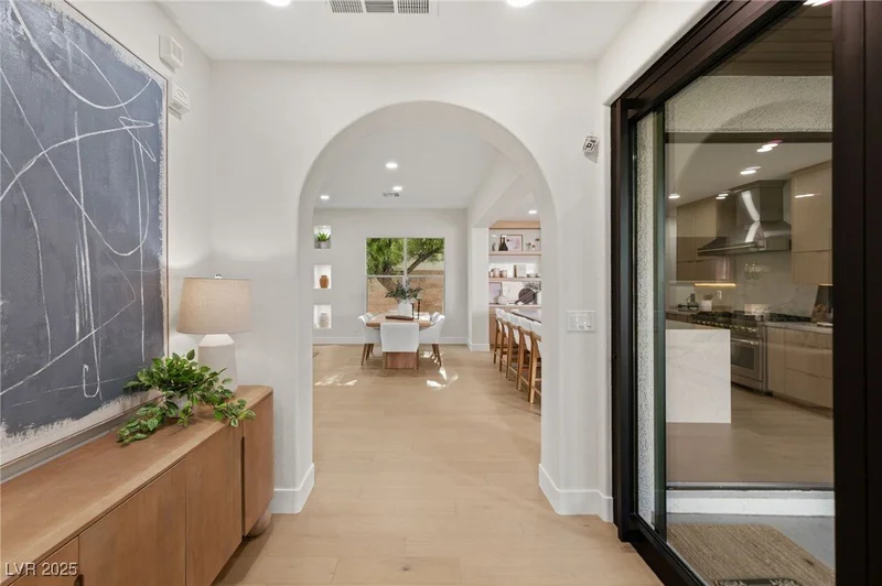 12024 Whitehills Street, Las Vegas, Nevada, United States. - Photo 5