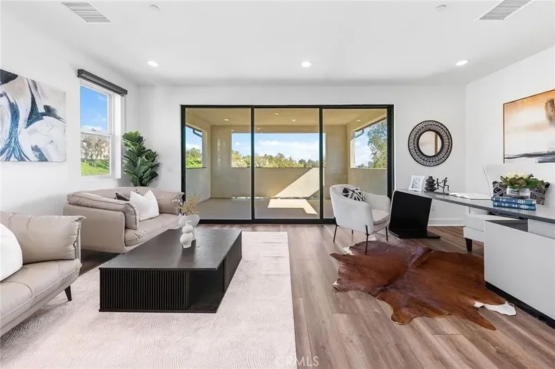 27 Alessio, Lake Forest, California, United States. - Photo 47