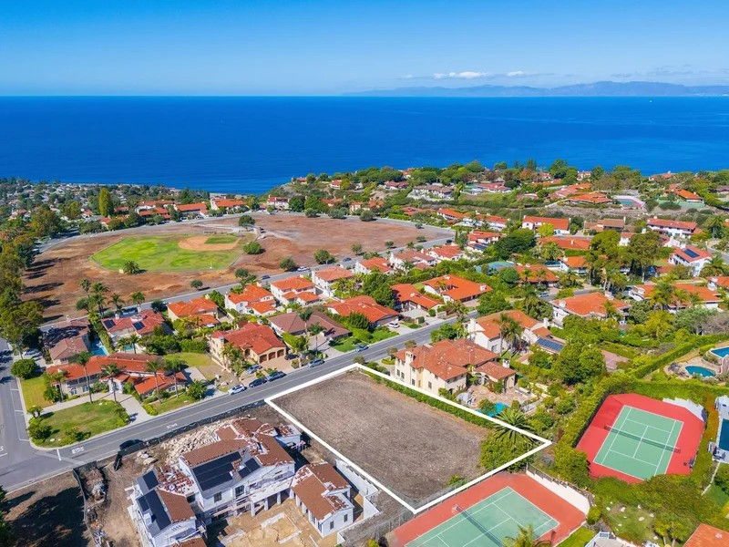 1520 Vía Zurita , Palos Verdes Estates, CA 90274, Rolling Hills Estates, California, United States. - Photo 13