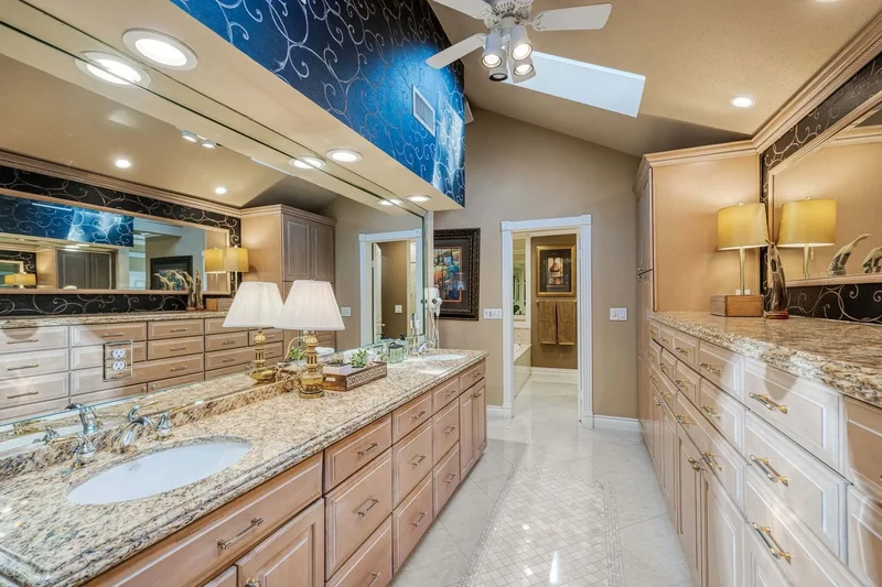 15628 Latson Street, Houston, TX 77069, Houston, Texas, United States. - Photo 23