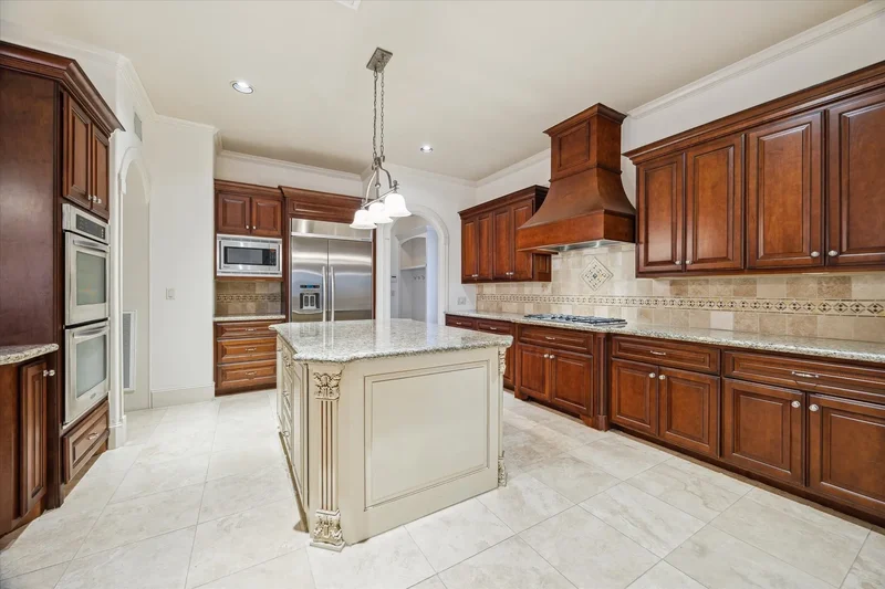 6114 SONORA CANYON Circle, Houston, TX 77041, Houston, Texas, United States. - Photo 20