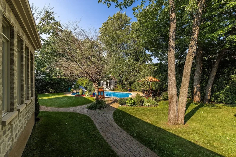 215 Boul. De Gaulle, Lorraine, QC J6Z4H1, Lorraine, Quebec, Canada. - Photo 28