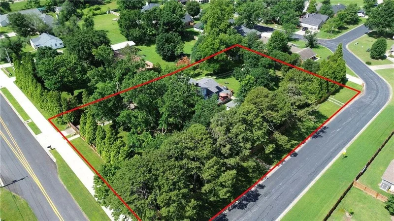 901 Mccollum Drive, Bentonville, AR 72712, Cave Springs, Arkansas, United States. - Photo 6