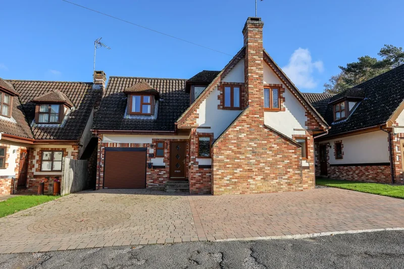 67a Janes Lane, Burgess Hill, RH15 0QP, Burgess Hill, England, United Kingdom. - Photo 4