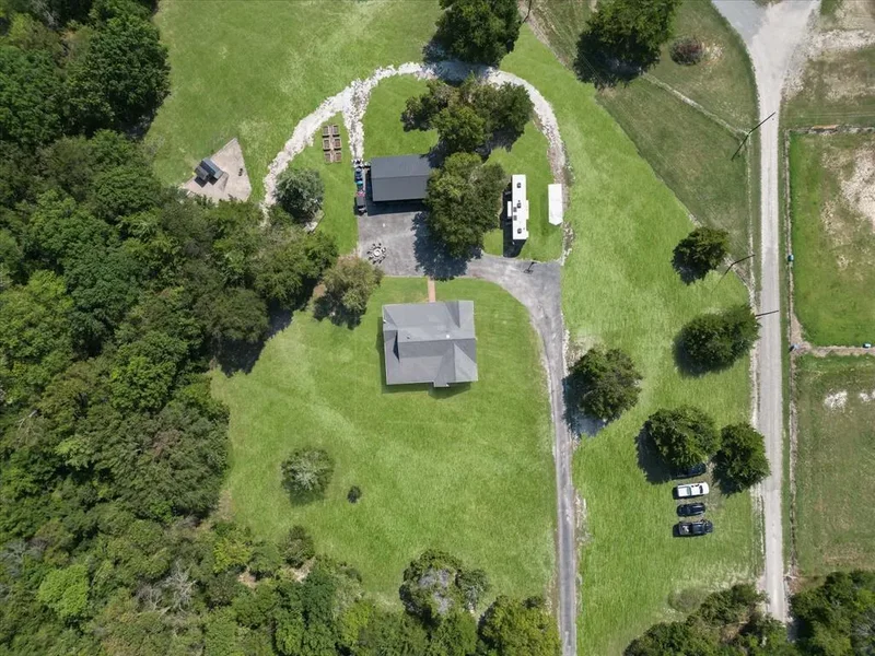 946 Burke Road, Gunter, Texas, United States. - Photo 38