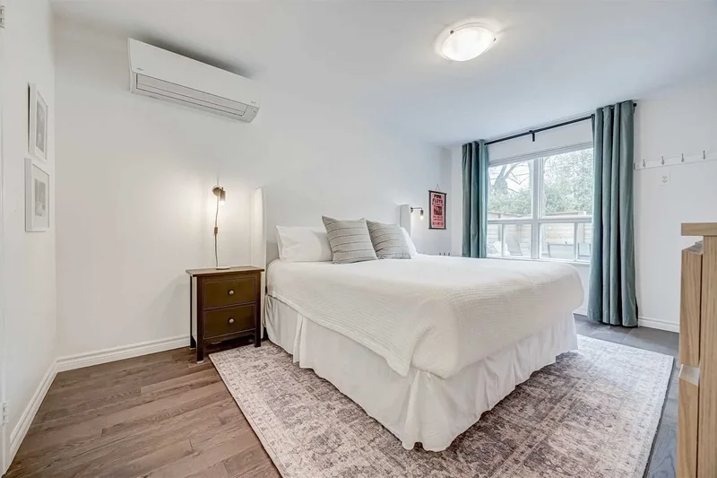 1458 Bayview Ave, Toronto, ON M4G 3B3, Toronto, Ontario, Canada. - Photo 4