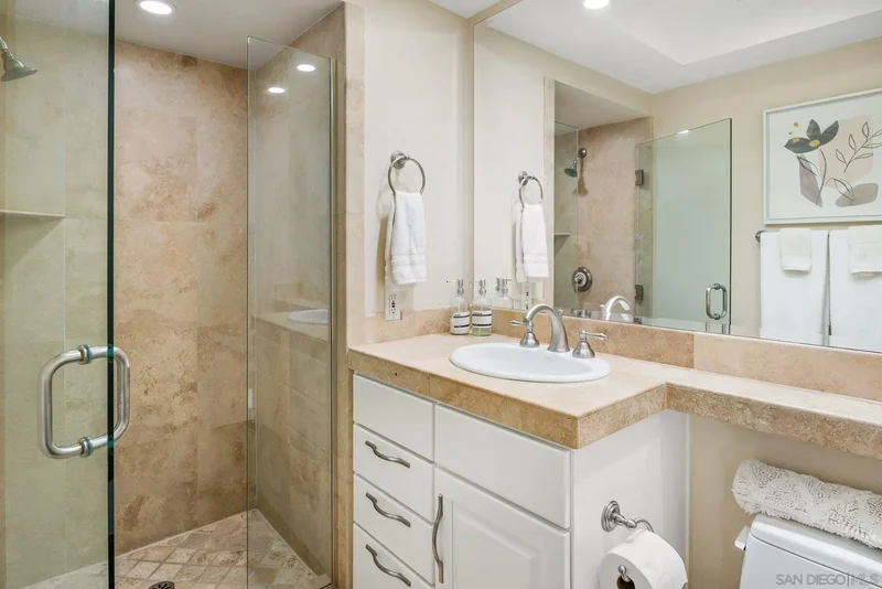 25 The Point, Coronado, California, United States. - Photo 67