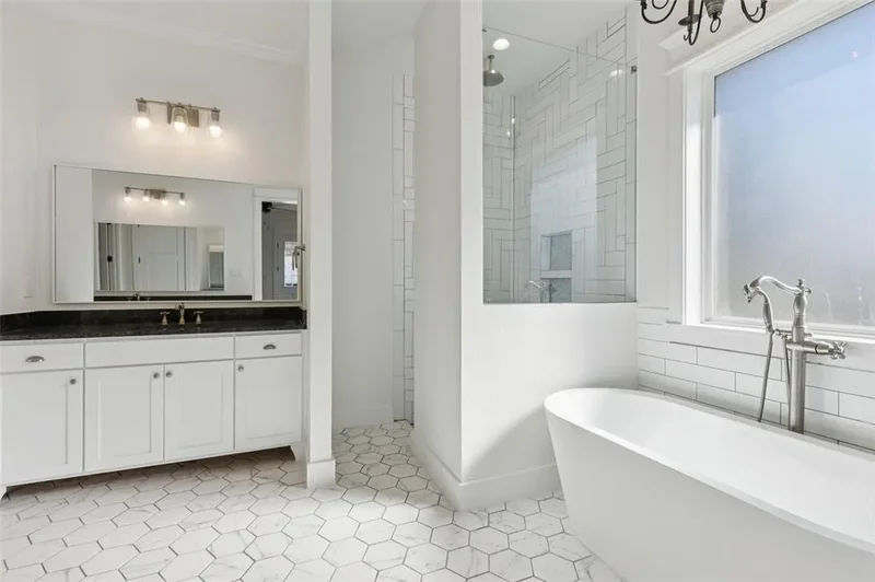 4594 Lake Breeze Drive, McKinney, Texas, United States. - Photo 13