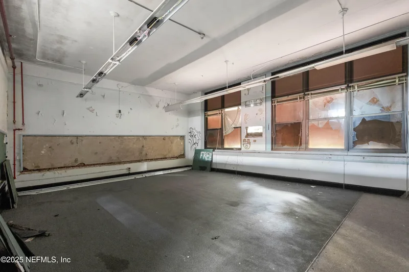 1221 E 16TH Street, Jacksonville, Florida, United States. - Photo 4