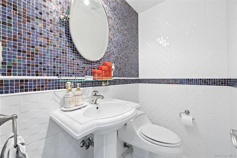6435 Marathon Parkway, Little Neck, NY 11362, New York, New York, United States. - Photo 25