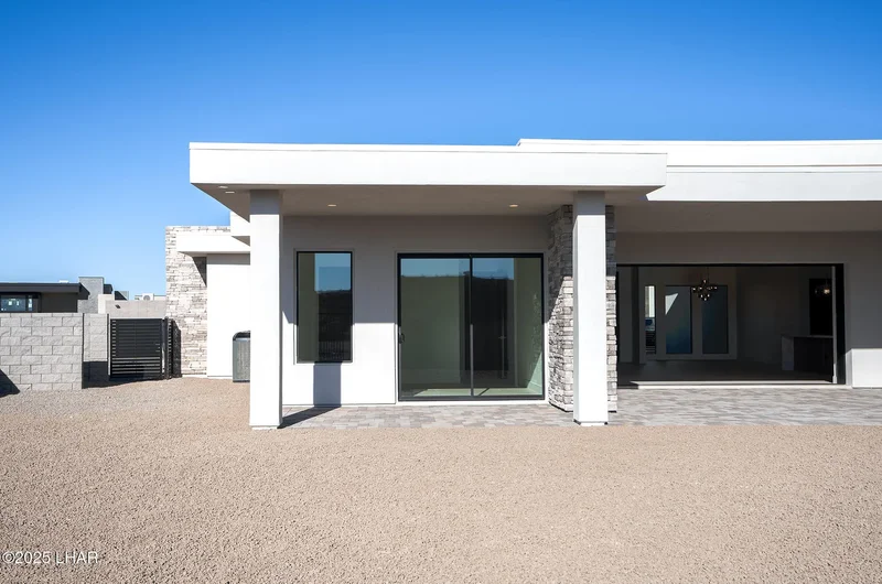 6273 Avienda De Los Colinas, Lake Havasu City, AZ 86406, Lake Havasu City, Arizona, United States. - Photo 22