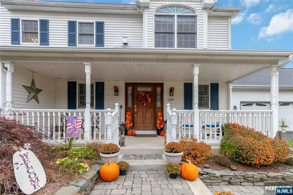 1432 Macopin Road, West Milford, NJ 07480, West Milford, New Jersey, United States. - Photo 4
