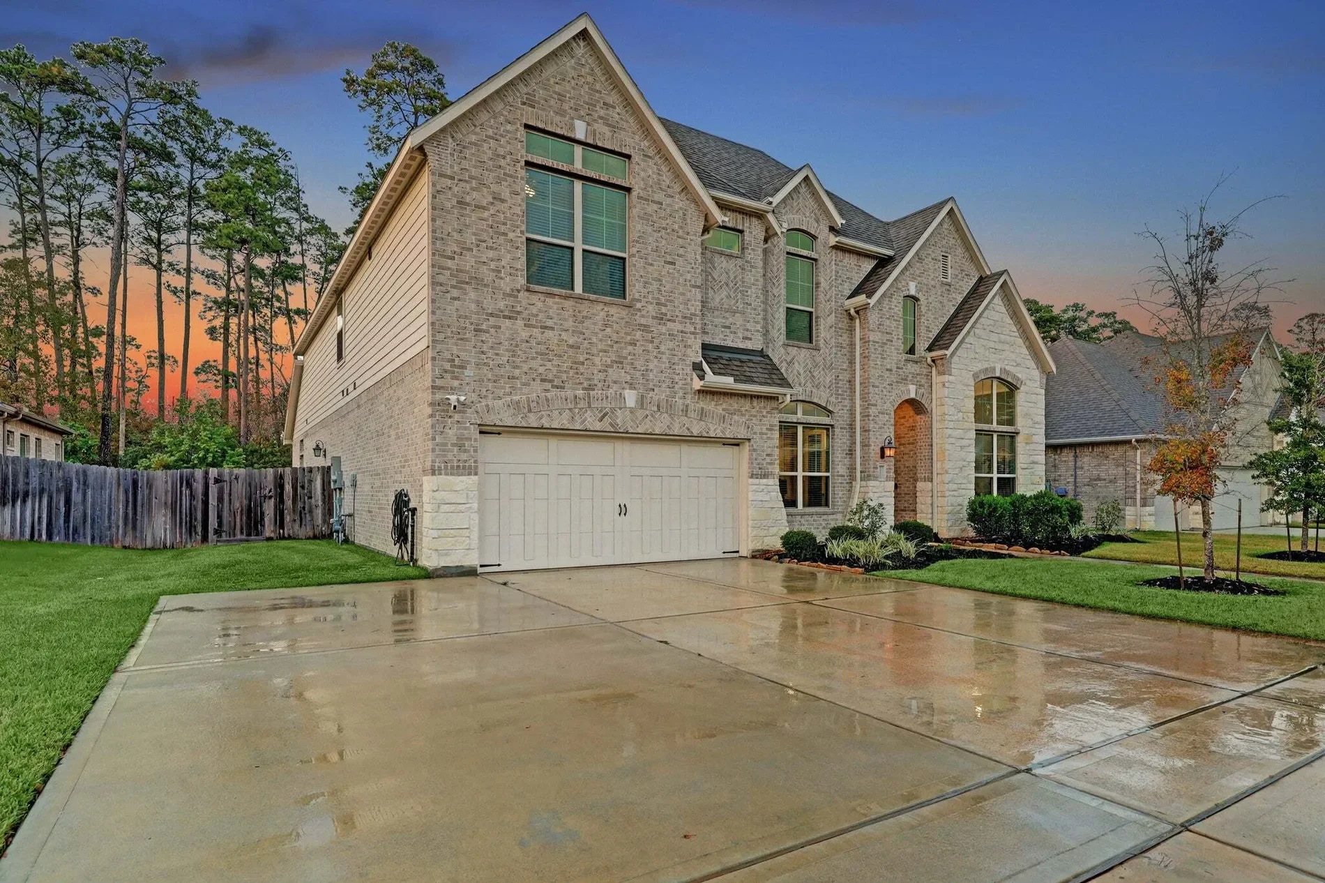 Exterior photo 11