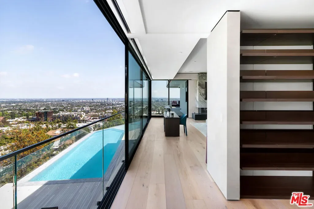 8116 Laurel View Drive, Los Angeles, California, United States. - Photo 62