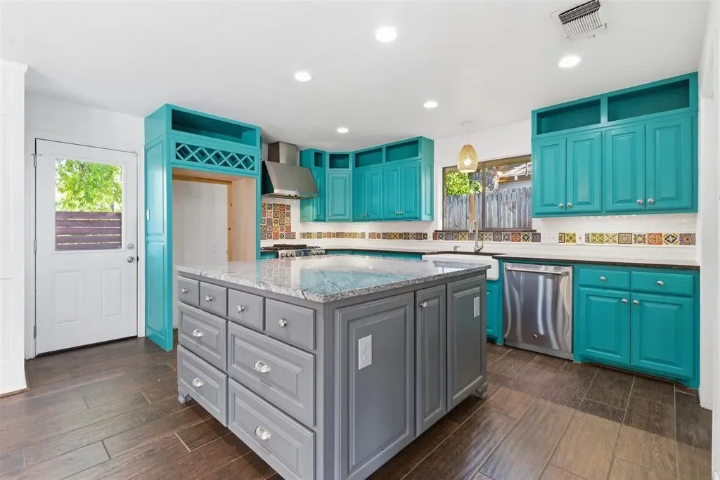 2201 Mistletoe Boulevard, Fort Worth, Texas, United States. - Photo 7