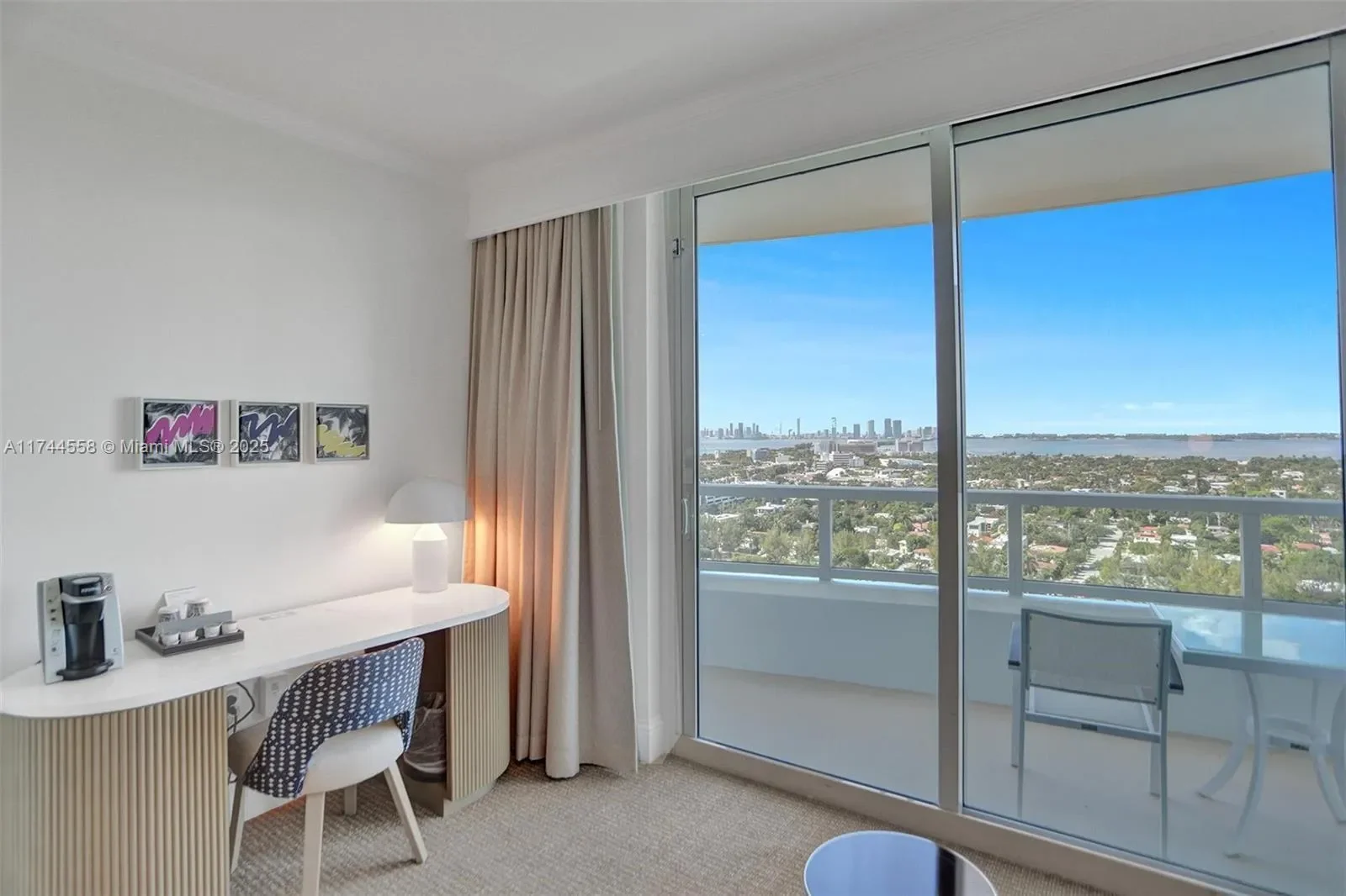 4401 Collins Ave 2114/2116, Miami Beach, Florida, United States. - Photo 24