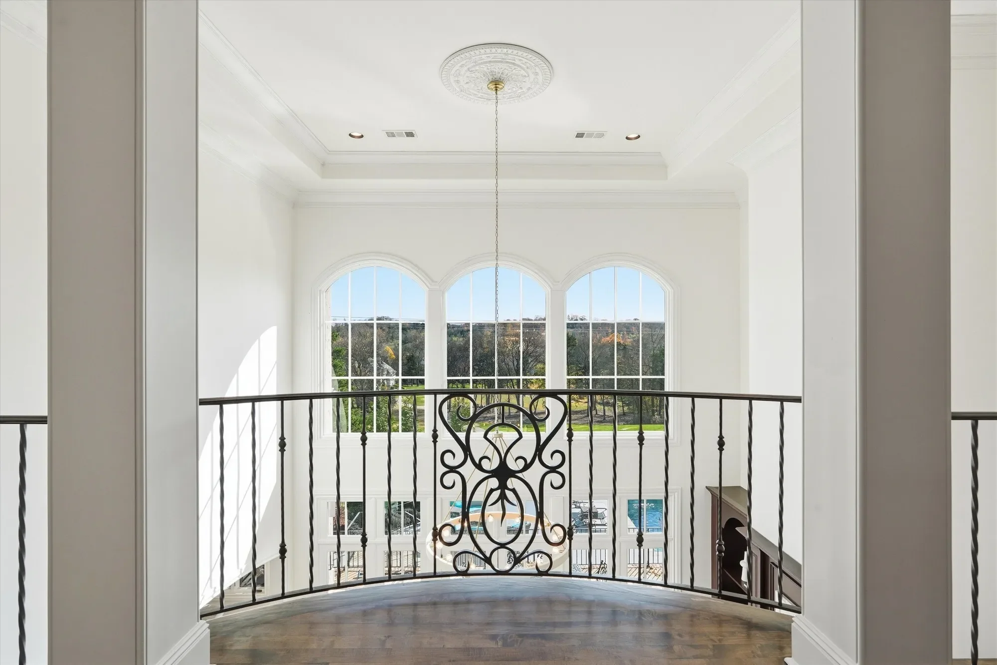 Gallery photo 9