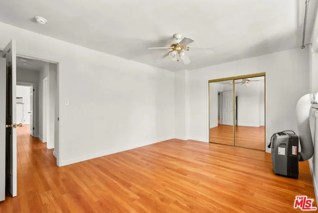 272 S Doheny Drive 1, Beverly Hills, California, United States. - Photo 27