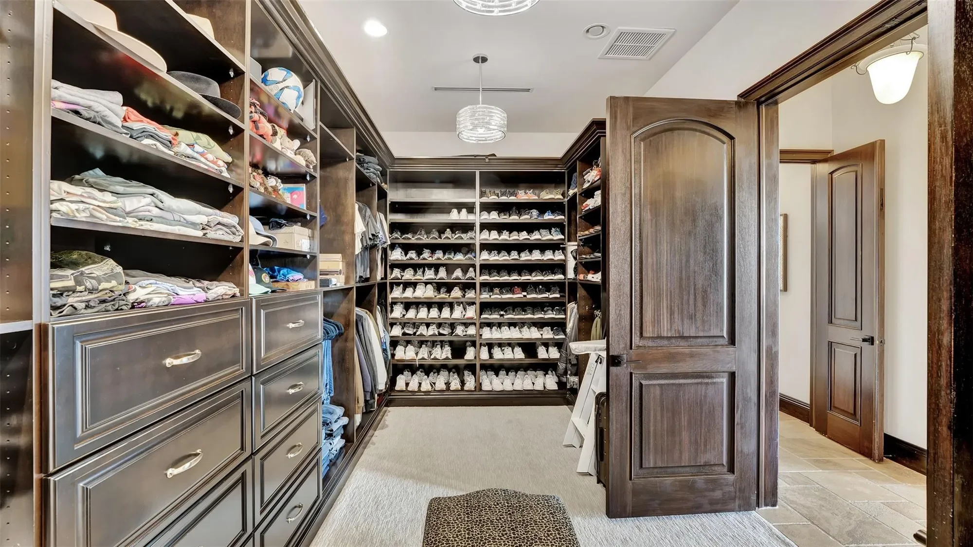 Gallery photo 3