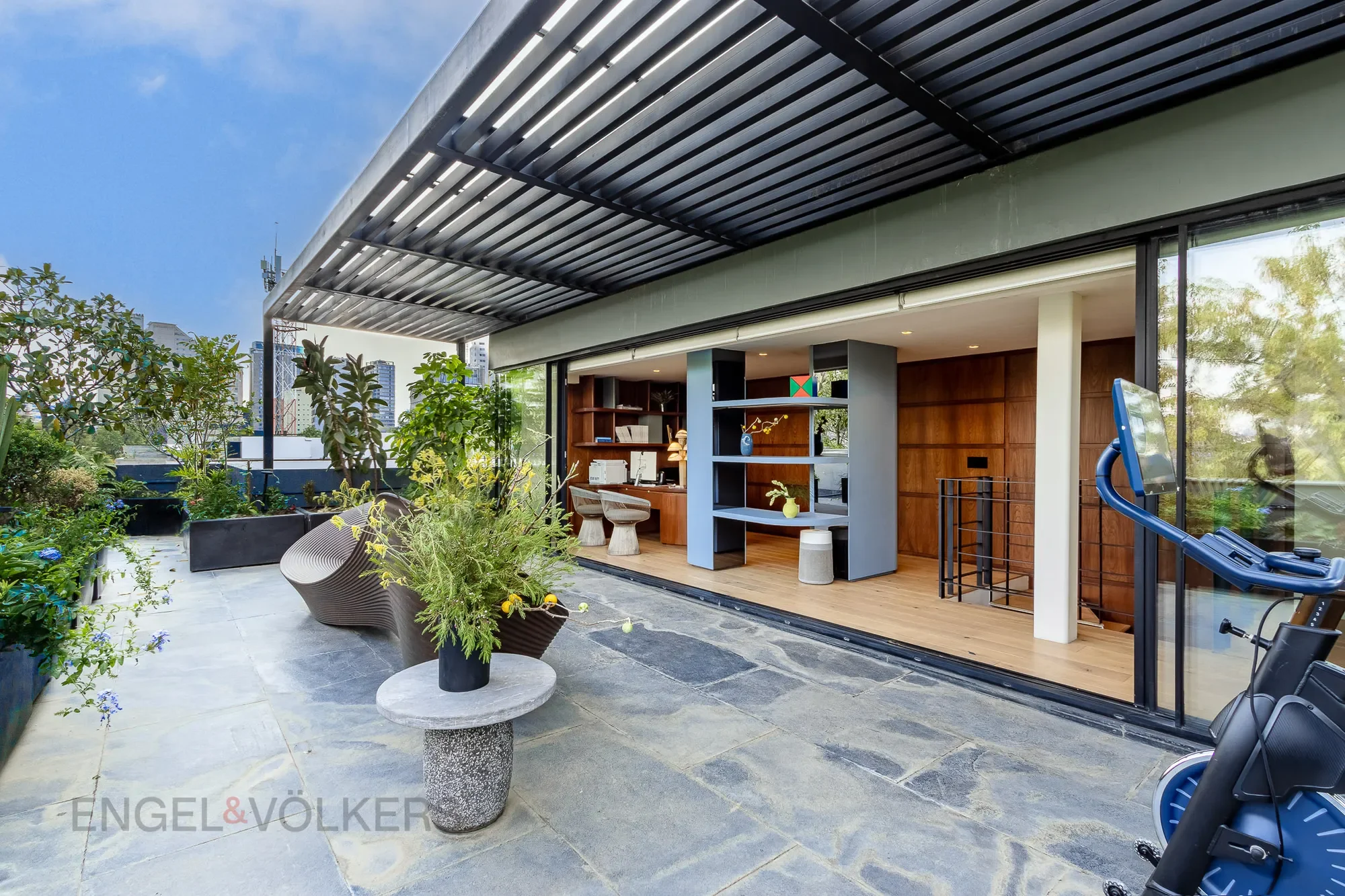 Gallery photo 2