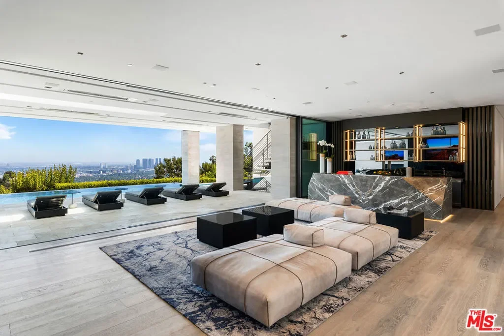 1108 Wallace, Beverly Hills, California, United States. - Photo 45