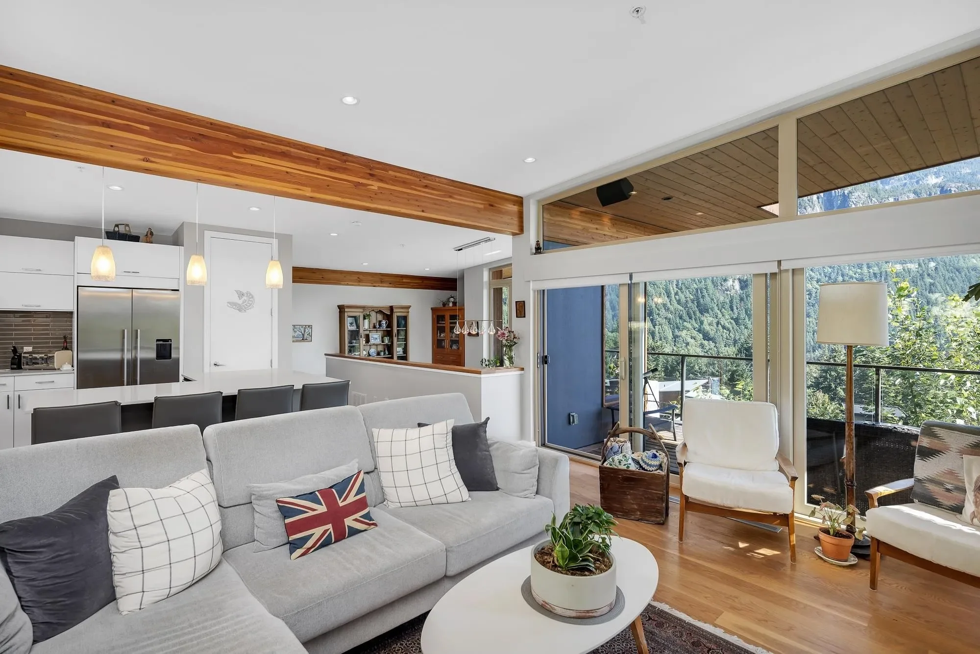 38561 Sky Pilot Drive, Squamish, British Columbia, Canada. - Photo 13