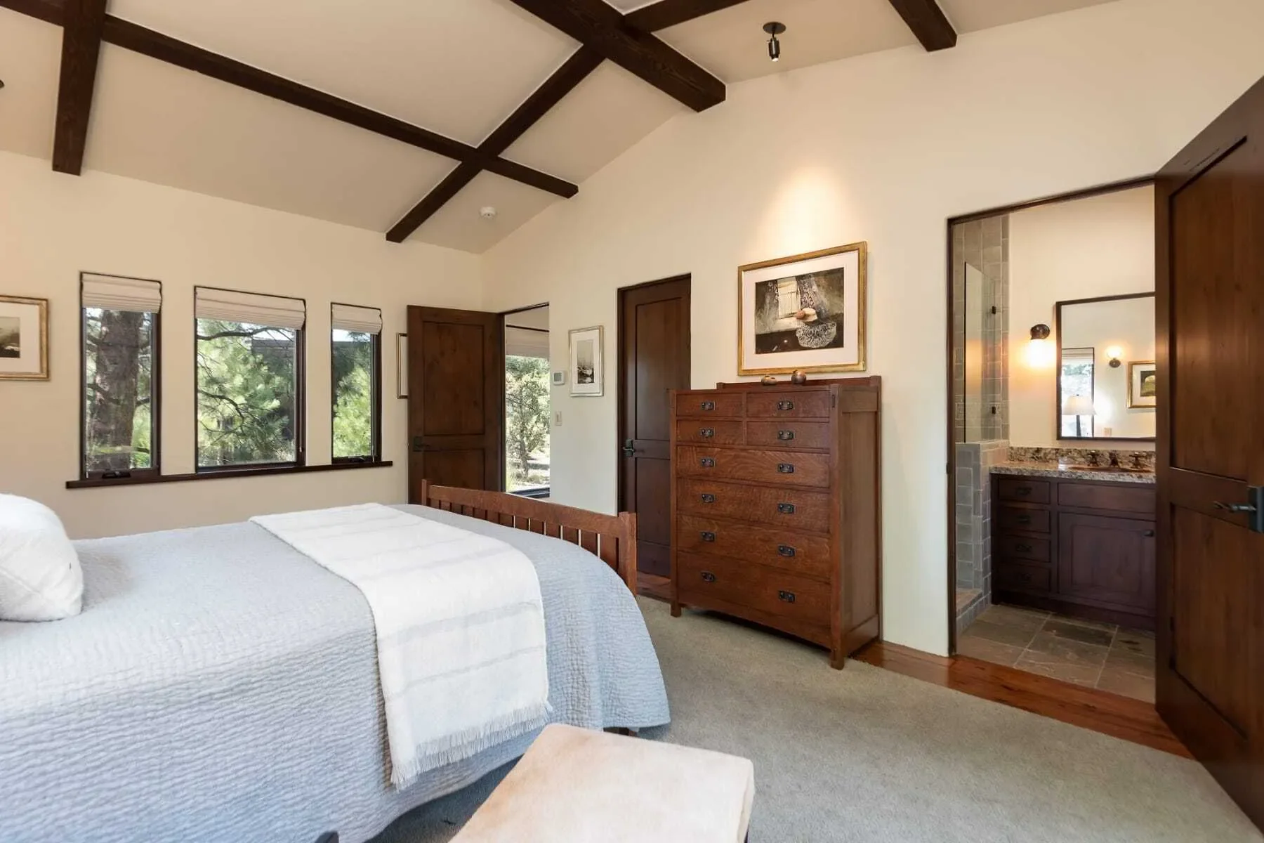 23126 Switchback Court , Bend, OR 97701, Bend, Oregon, United States. - Photo 15