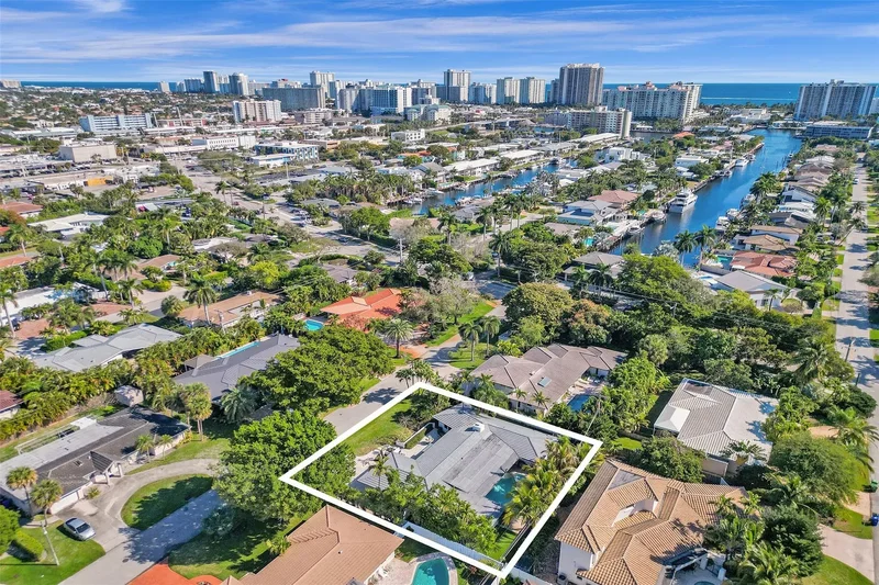 2740 NE 29th St, Fort Lauderdale, Florida, United States. - Photo 52