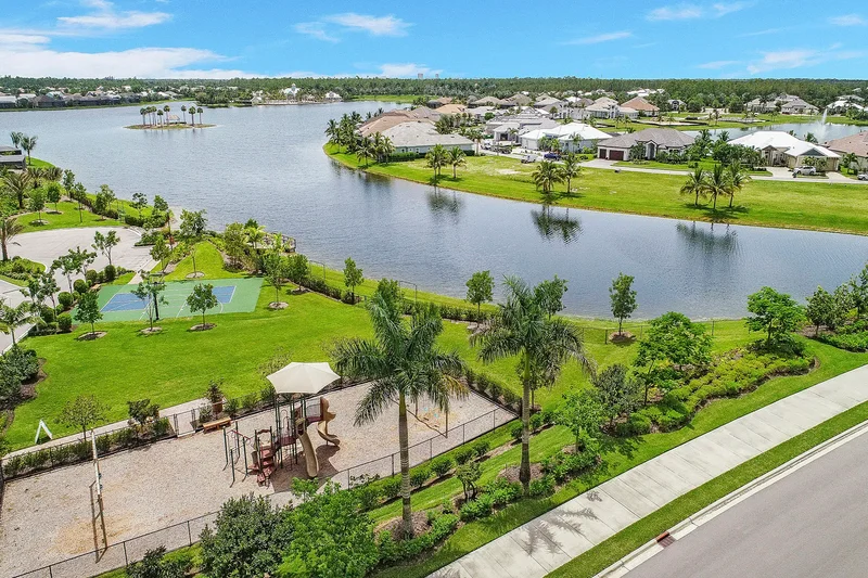 14331 Neptune Avenue, Naples, FL 34114, Naples, Florida, United States. - Photo 21