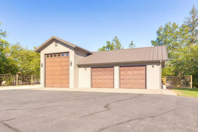 559 Pleasantville Way , Grants Pass, OR 97526, Grants Pass, Oregon, United States. - Photo 8