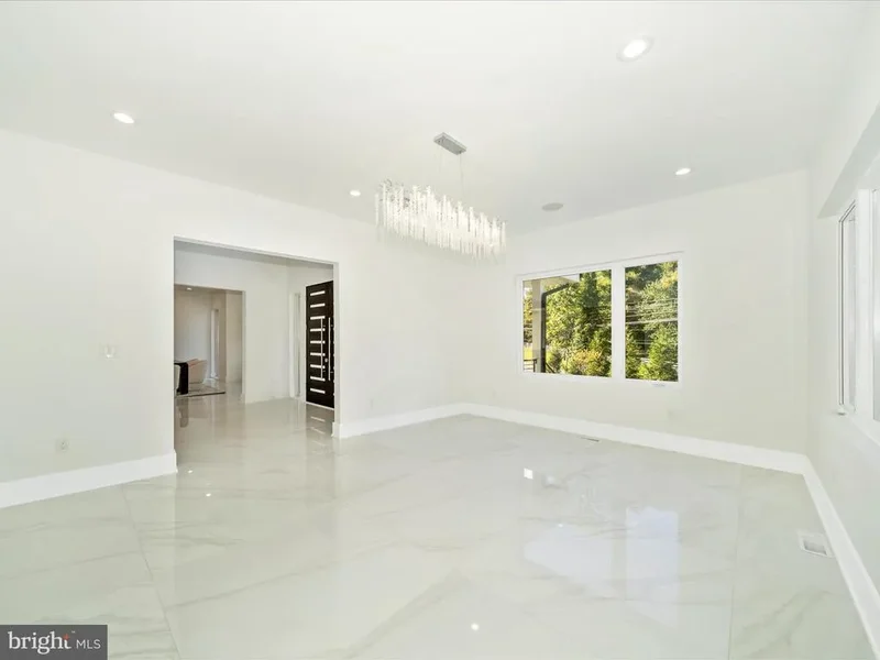 2209 HUNTER MILL RD ROAD, VIENNA, VA 22181, Vienna, Virginia, United States. - Photo 27