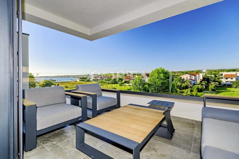ZADAR, PETRČANE - Luxury apartment 200 m from the sea