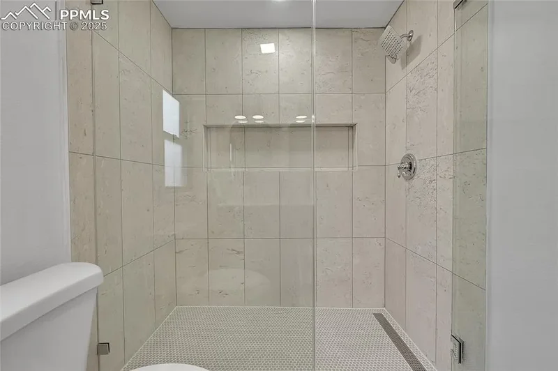 7035 Delmonico Drive, Colorado Springs, CO 80919, Colorado Springs, Colorado, United States. - Photo 26
