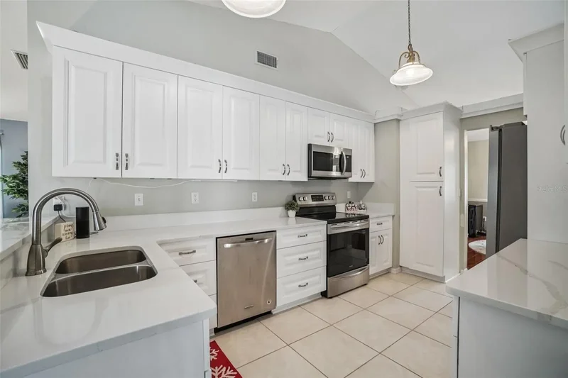 3132 SHORELINE DRIVE, CLEARWATER, FL 33760, Clearwater, Florida, United States. - Photo 17