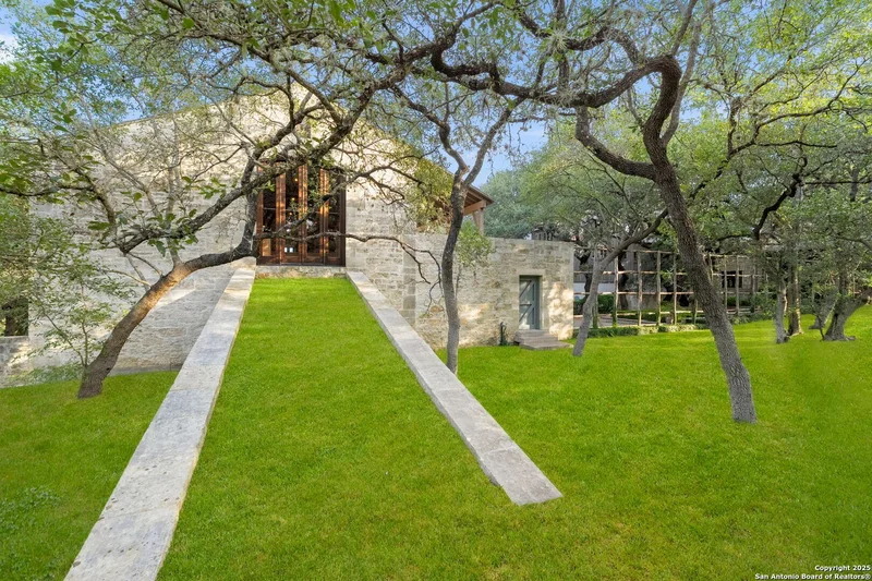 317 Limestone Creek, Hill Country Village, TX 78232, Hill Country Village, Texas, United States. - Photo 36