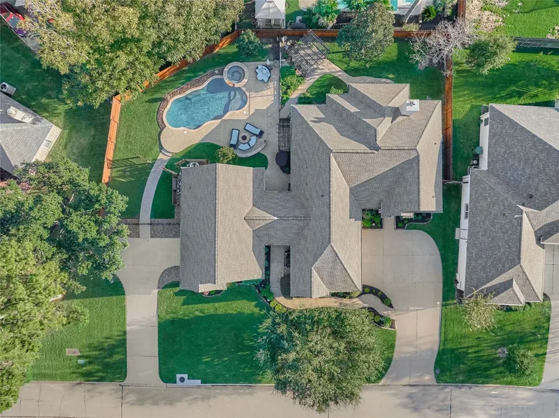 98 Monterrey Road W, Montgomery, TX 77356, Montgomery, Texas, United States. - Photo 6