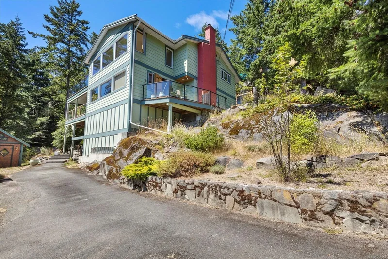 3705 Signal Hill Rd, Pender Island, British Columbia, Canada. - Photo 22