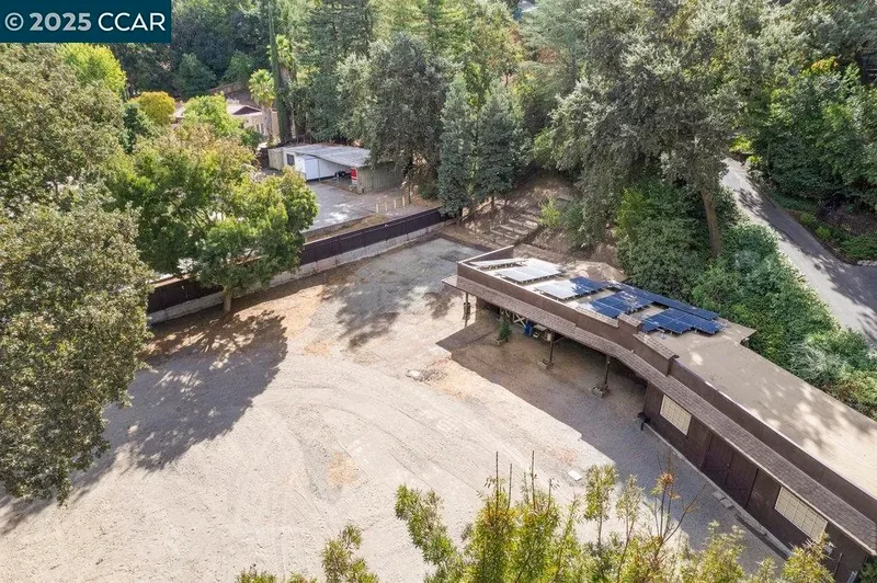 1111 Stone Valley Rd, Alamo, California, United States. - Photo 42