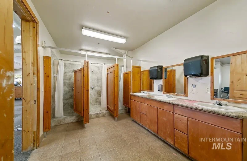 5001 Cherry Gulch Lane, Emmett, ID 83617, Emmett, Idaho, United States. - Photo 26