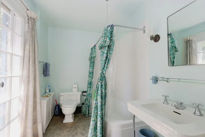 33 Peaceable Street, Redding, CT 06896, Redding, Connecticut, United States. - Photo 38