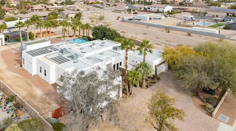 928 Santa Helena Avenue, Henderson, Nevada, United States. - Photo 81