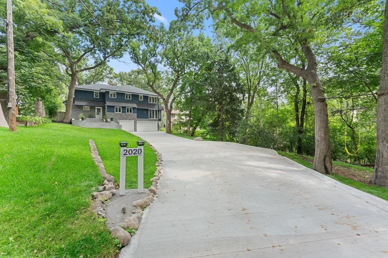 3 Bedrooms Single Family Detached