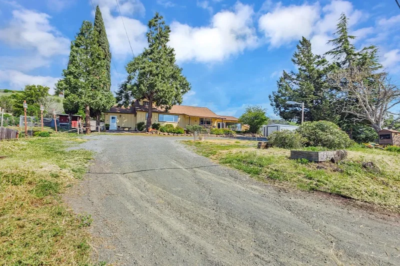 12880 Clayton Road, San Jose, California, United States. - Photo 29