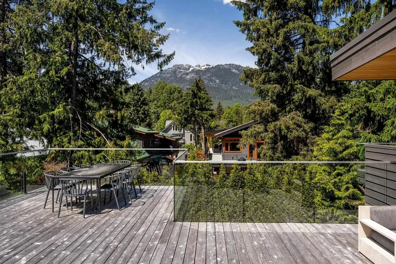 7325 Toni Sailer Lane, Whistler, British Columbia, Canada. - Photo 16