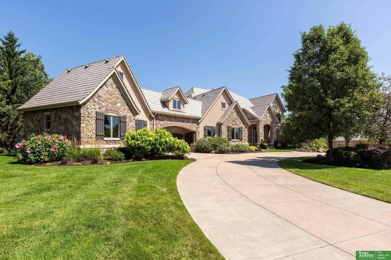 13824 Cuming Street, Omaha, NE 68154, Omaha, Nebraska, United States. - Photo 56
