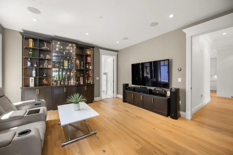 3838 W 50th Avenue, Vancouver, British Columbia, Canada. - Photo 14