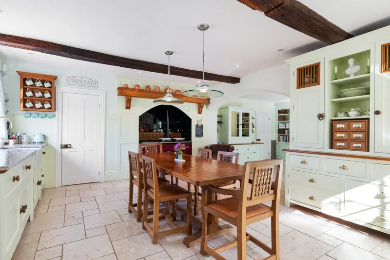 Church Lane, Holybourne, Alton, Hampshire, Holybourne, England, United Kingdom. - Photo 2