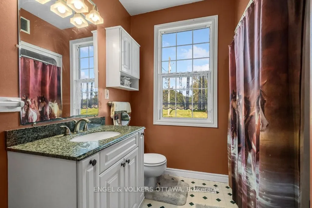 Gallery photo 4
